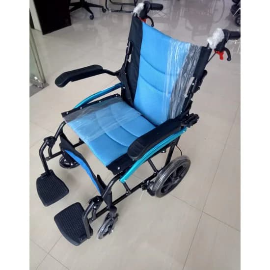 Aluminium Ultralight Wheelchair with Flip-up Armrest & Footrest